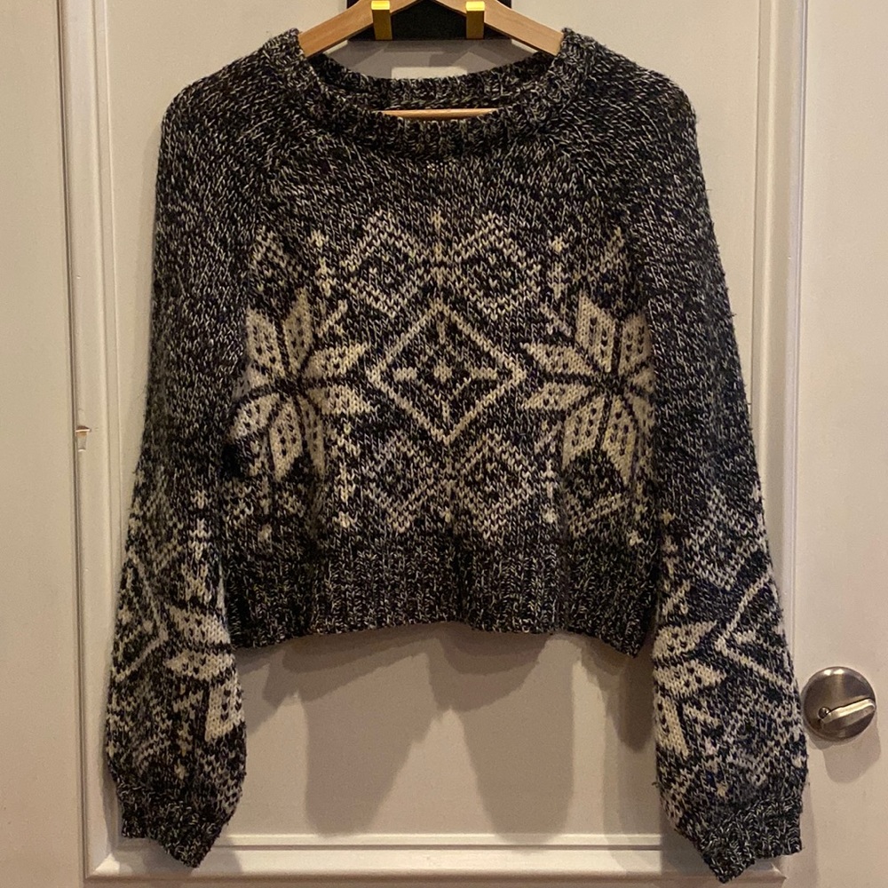 Black cropped winter sweater